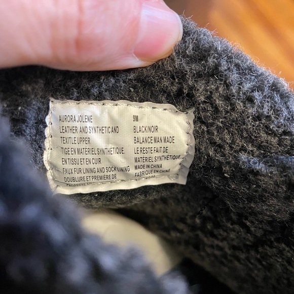 NIB Earth Origins Aurora Jolene black bootie. - Picture 6 of 6